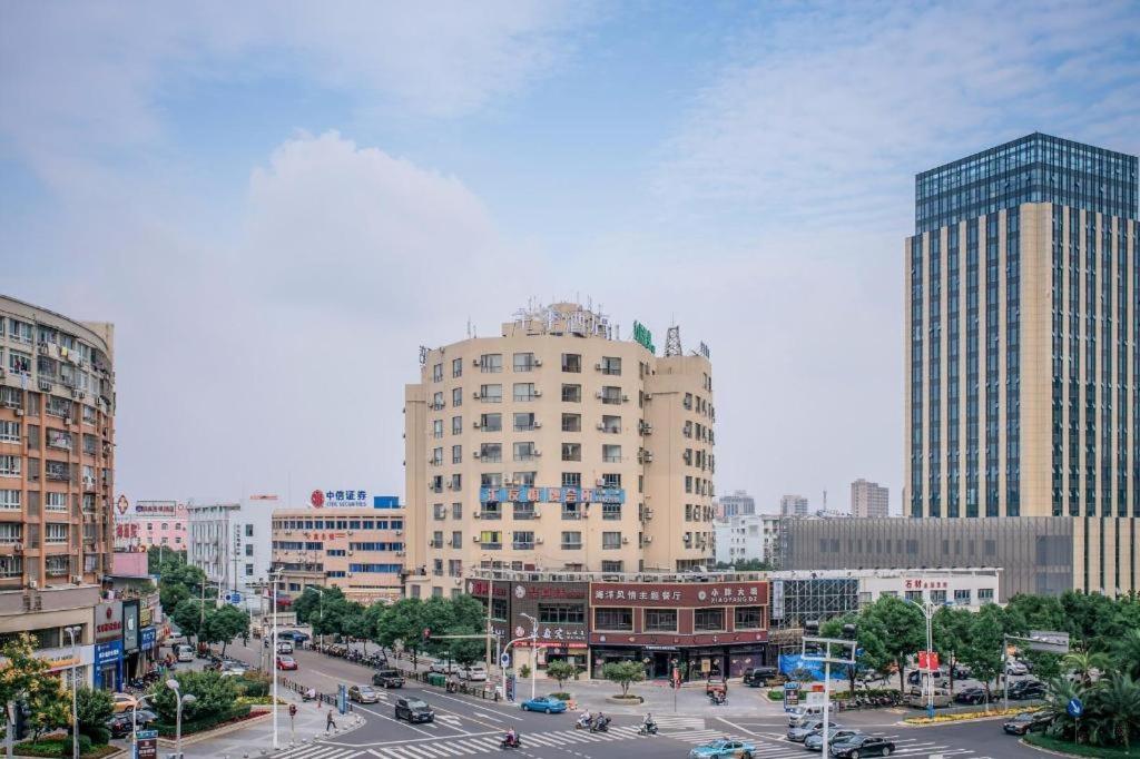 Ji Hotel Ningbo Beilun Intime City Bagian luar foto